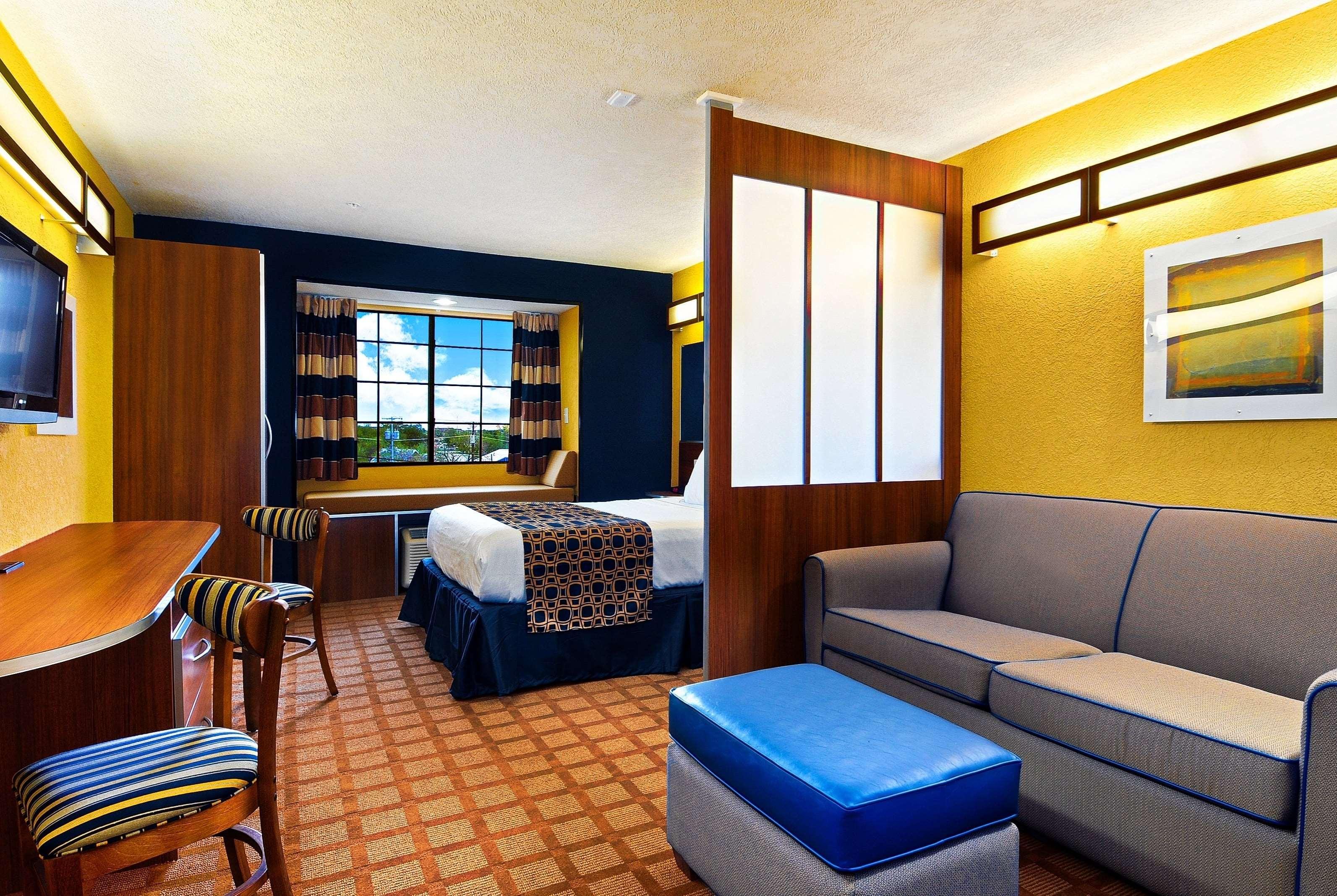 Microtel Inn & Suites By Wyndham New Braunfels I-35 Eksteriør bilde