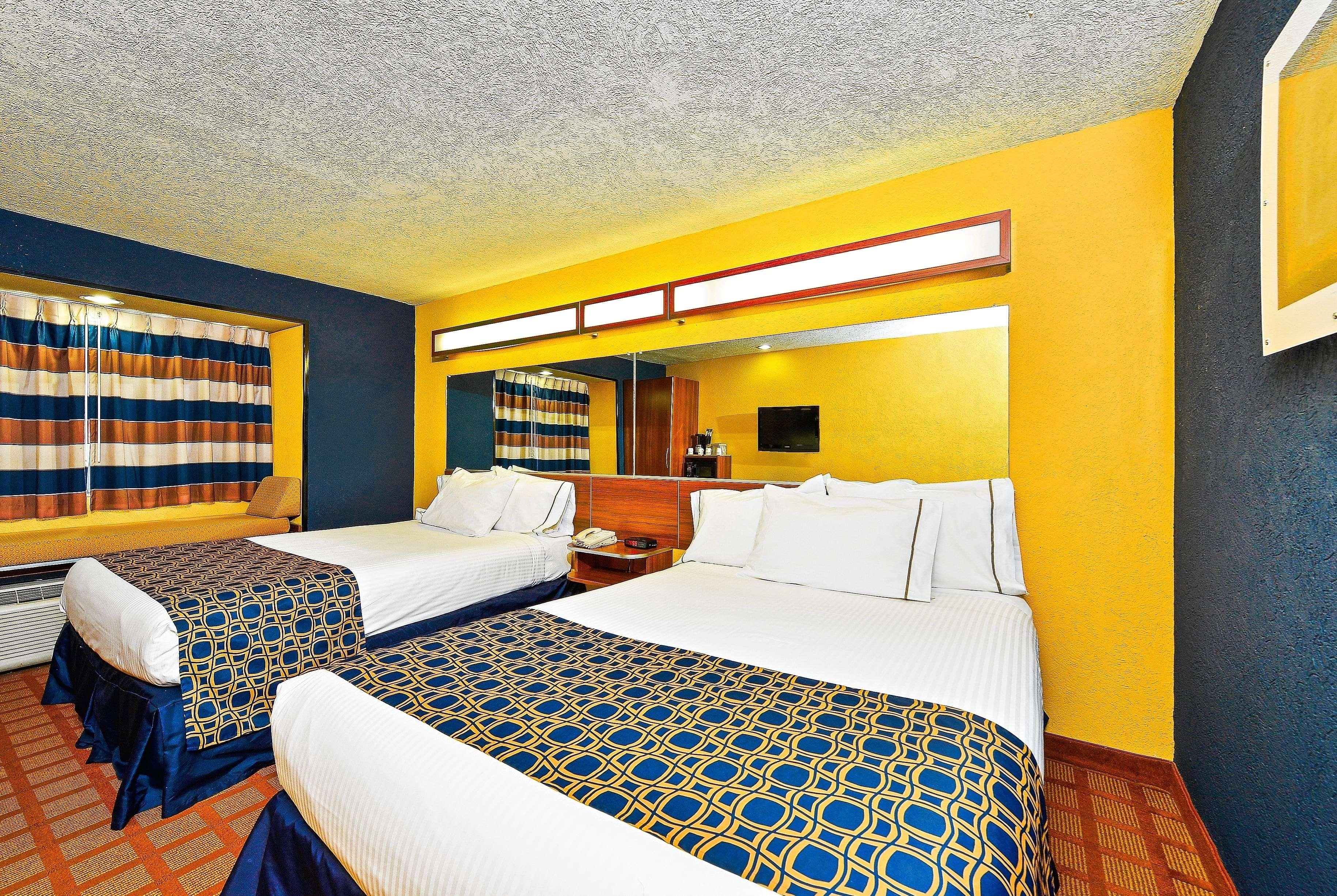 Microtel Inn & Suites By Wyndham New Braunfels I-35 Eksteriør bilde