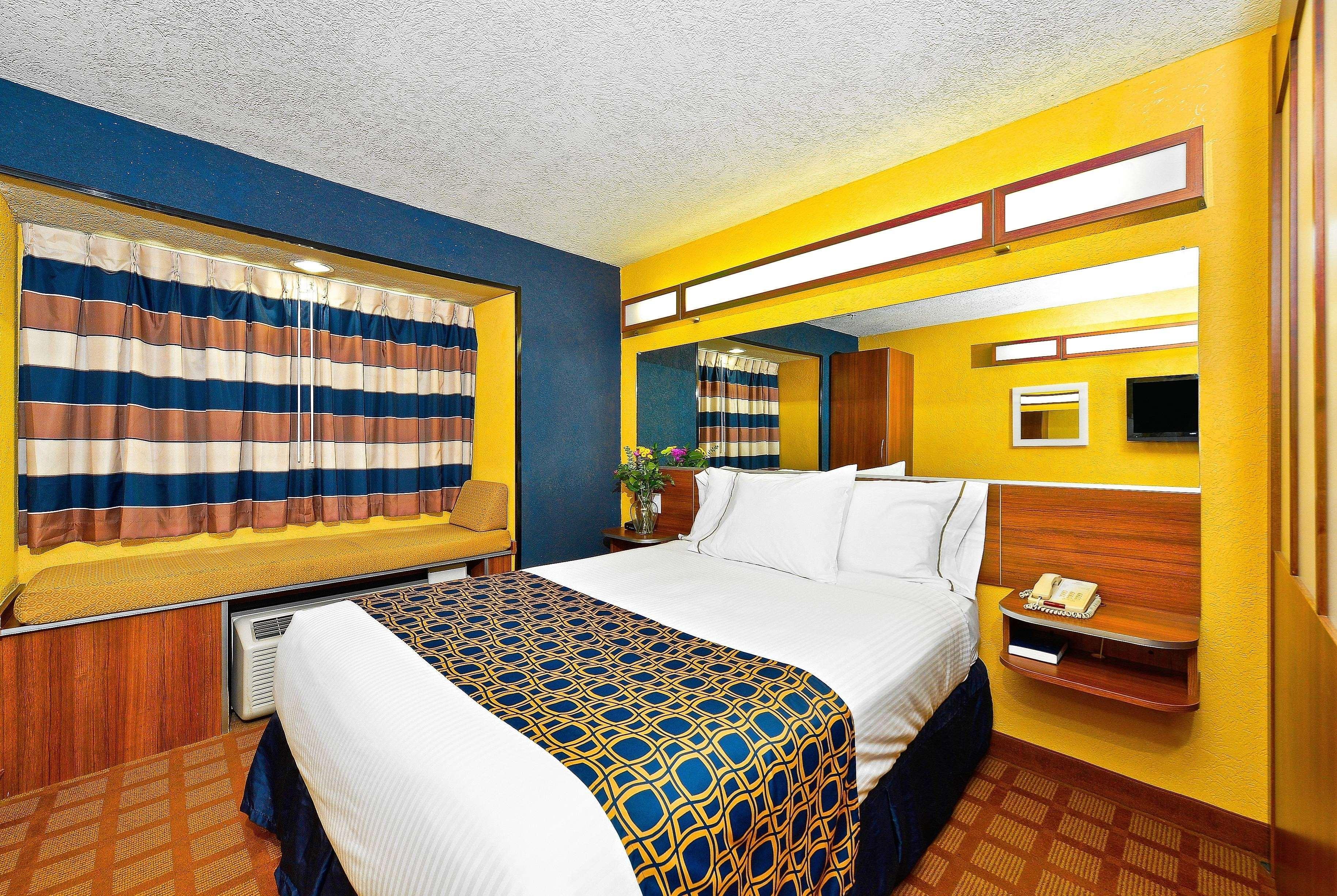 Microtel Inn & Suites By Wyndham New Braunfels I-35 Eksteriør bilde