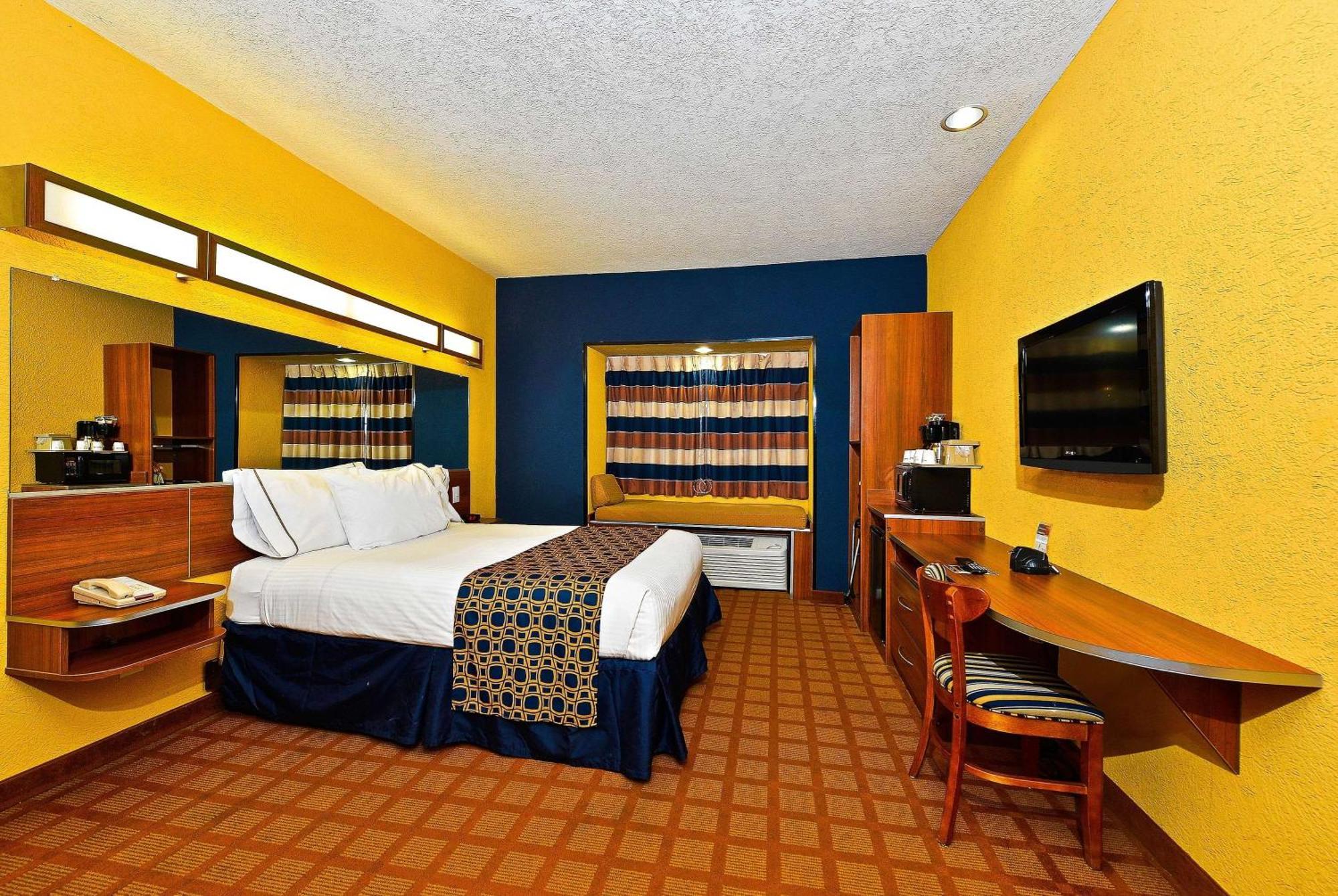 Microtel Inn & Suites By Wyndham New Braunfels I-35 Eksteriør bilde